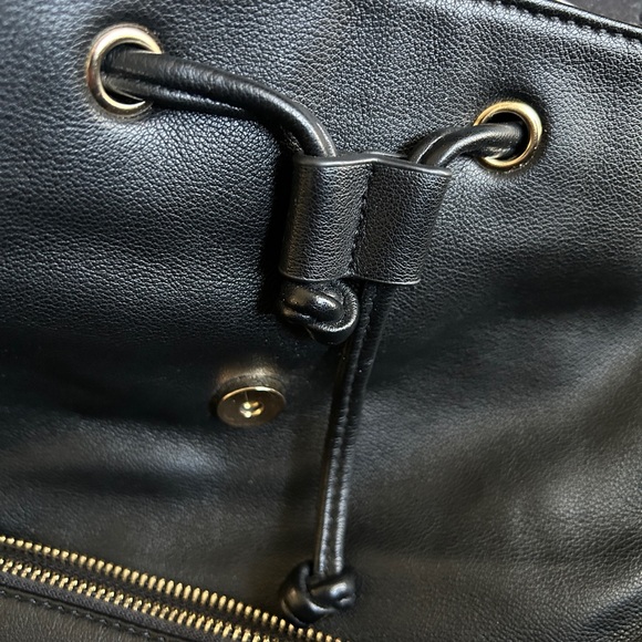 Forever 21 black backpack - Picture 9 of 11